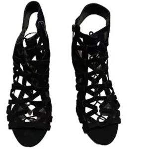 Vince Camuto Black Lace Up Caged Sandals in size‎ 9M.